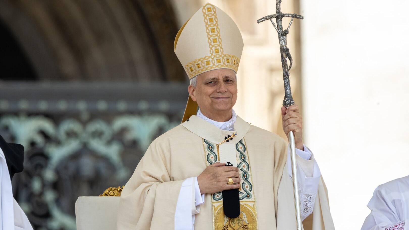 Das Bild zeigt Papst Leo XIV. bei der Heiligen Messe zur Amtseinführung am 18. Mai 2025 auf dem Petersplatz in Rom